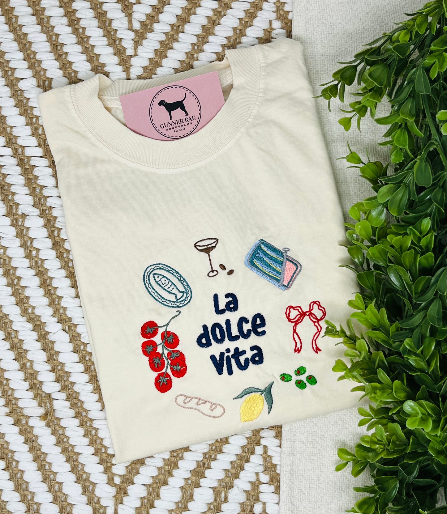 La Dolce Vita Embroidered T-shirt or Sweatshirt