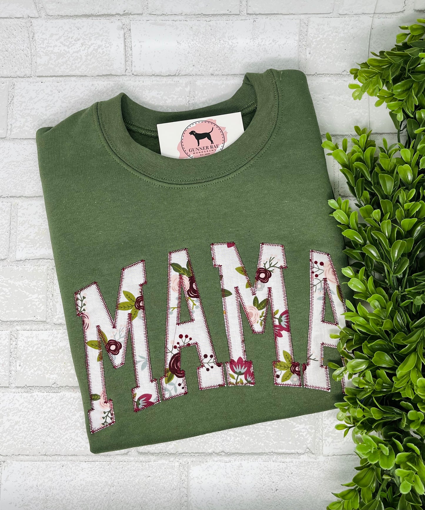 MAMA Applique Embroidered T-shirt or Sweatshirt (ARCHED)