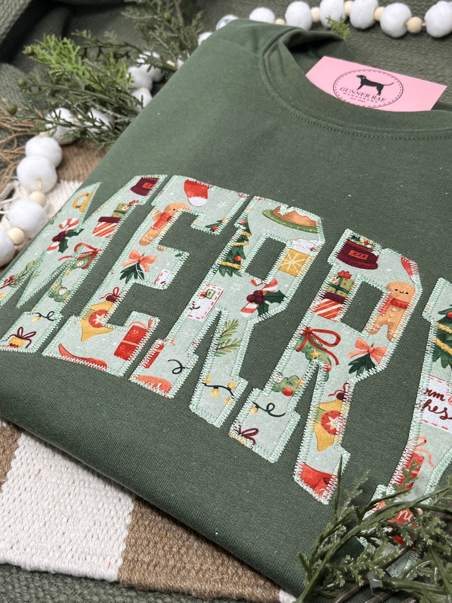 MERRY APPLIQUE Embroidered T-shirt or Sweatshirt