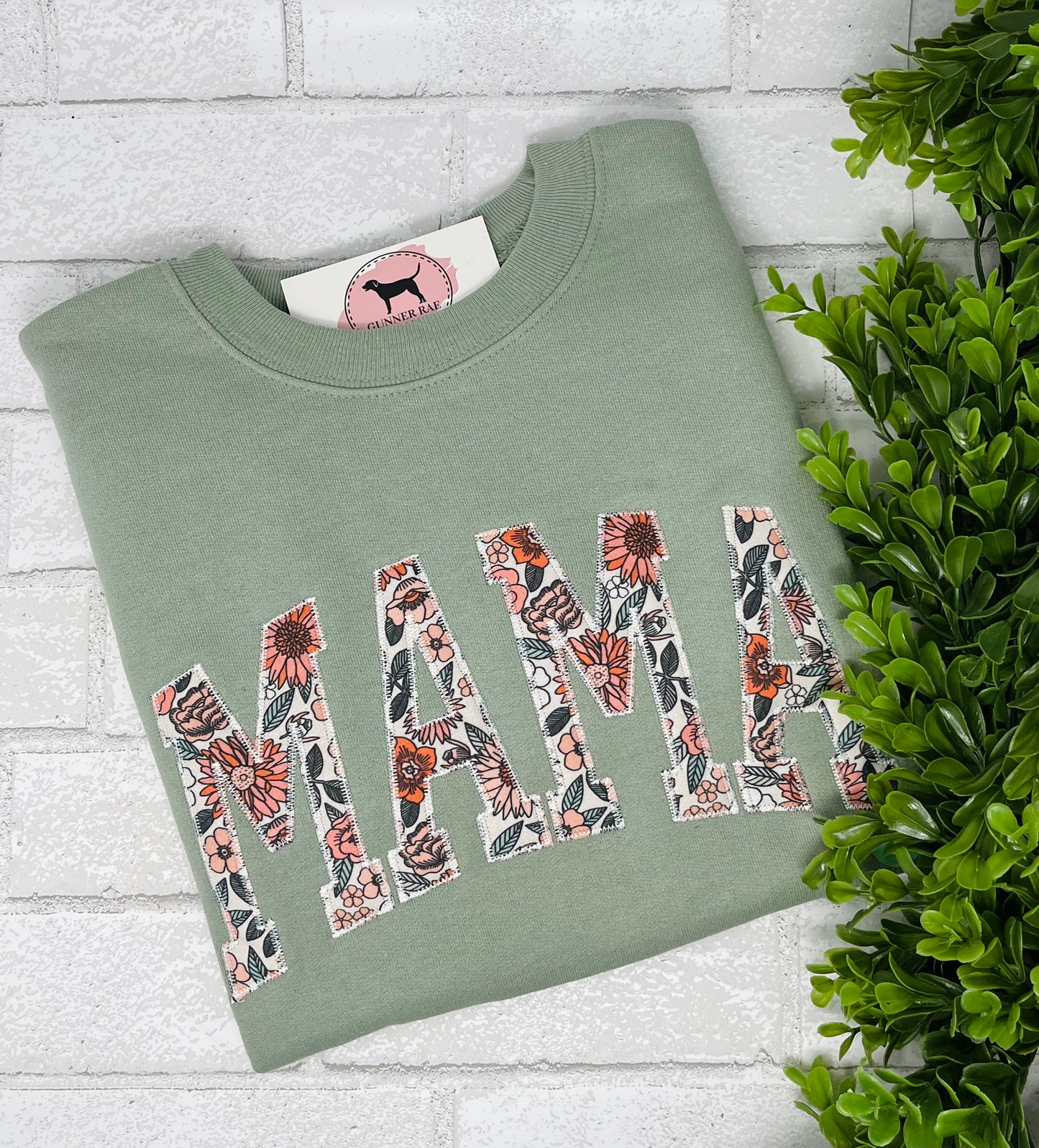 MAMA Applique Embroidered T-shirt or Sweatshirt (ARCHED)