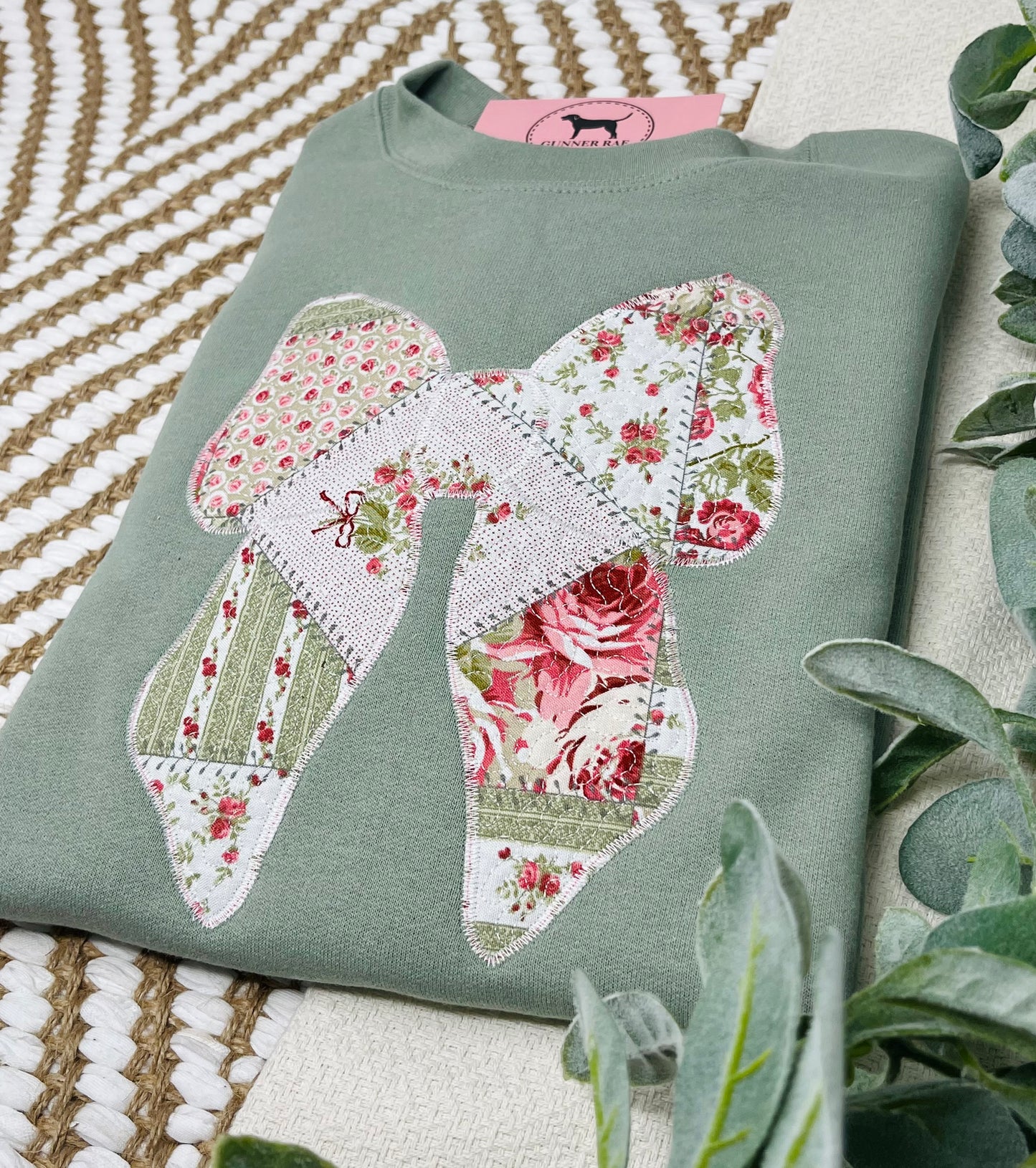 QUILTED PATCHWORK BOW APPLIQUE Custom Embroidered T-shirt or Sweatshirt