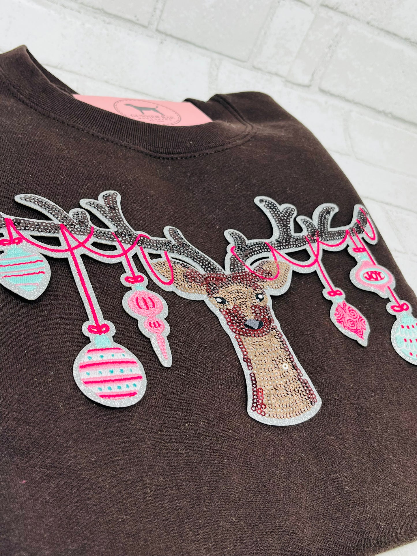 REINDEER ORNAMENTS SEQUIN PATCH T-shirt or Sweatshirt