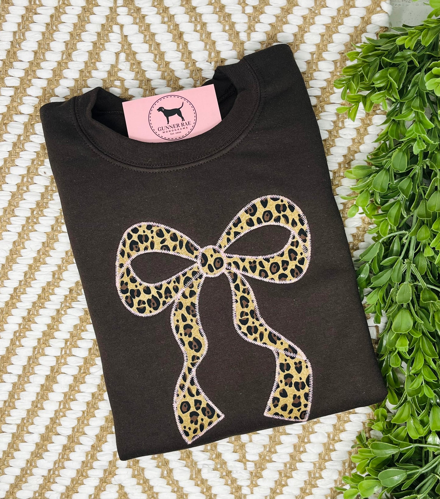 BOW APPLIQUE Custom Embroidered T-shirt or Sweatshirt